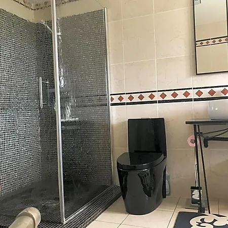 Parentale Etang De Thau Bed & Breakfast 4*